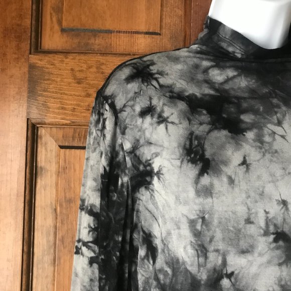 APRLL Black & Gray Tie-Dyed Mock Turtle Long Sleeve Tunic Large - Picture 5 of 13
